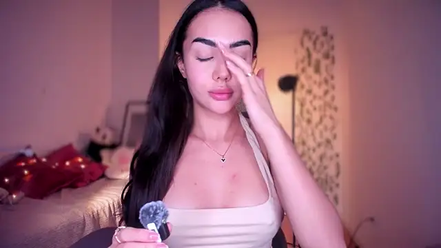 Lil_Gabby's cam snapshot