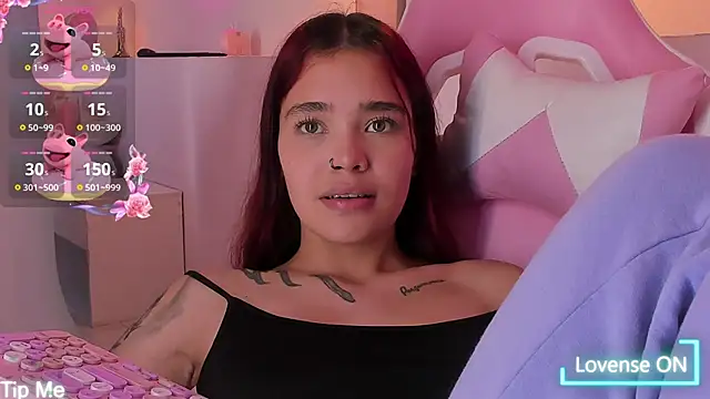 violeth_hill's cam snapshot