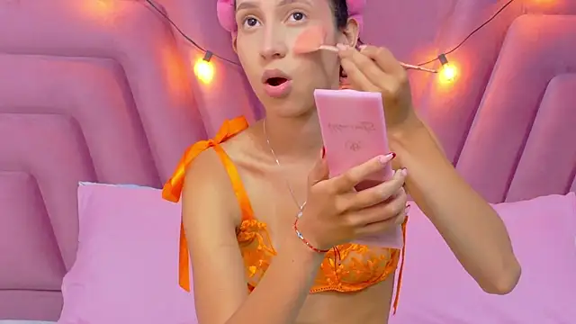 Beautifulskinny18's cam snapshot