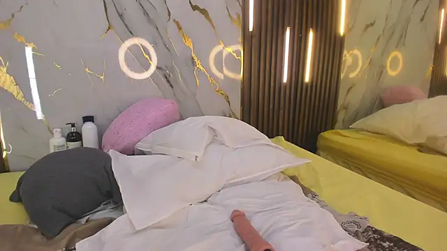 VictoriaDuart's cam snapshot