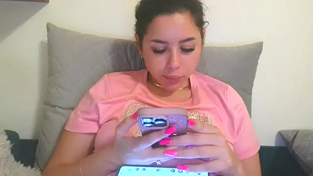 LovelyJulliette's cam snapshot