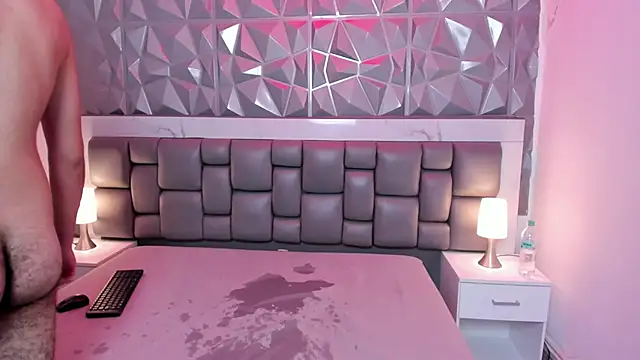 KathyAiden's cam snapshot