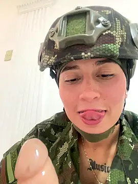 MiIaValentina_'s cam snapshot