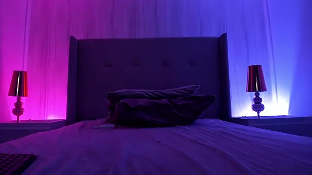 emmiily_z's cam snapshot