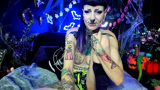 Purple_Coffin666's cam snapshot