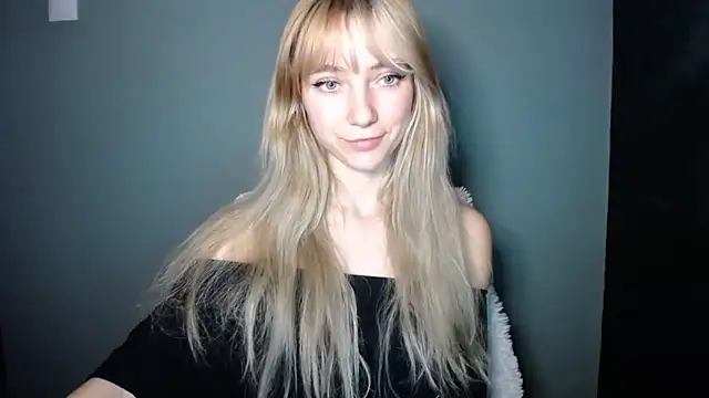 LuciaYoung's cam snapshot