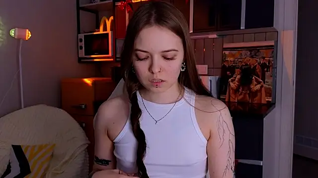 doll_lol_'s cam snapshot