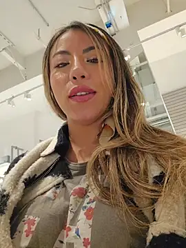 Karen_San_Miguel's cam snapshot