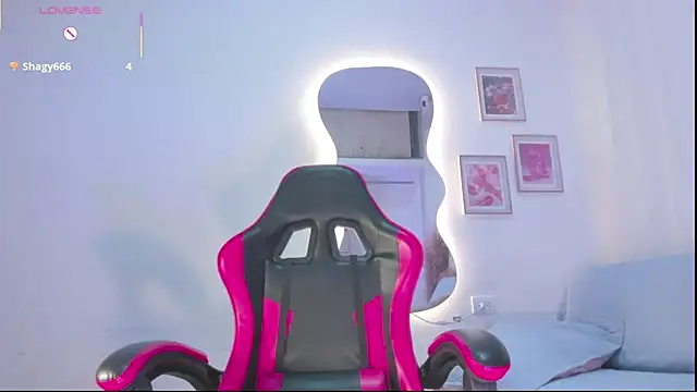 Miss_JulietaShadow's cam snapshot