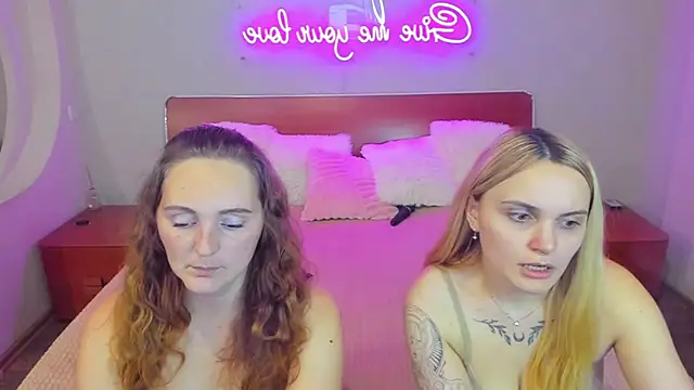 MagicEyess live sex cam