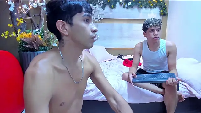 Boys_Pranks live sex cam