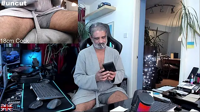 OnlineBossUK's cam snapshot