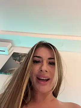 IsabellaEtthan's cam snapshot