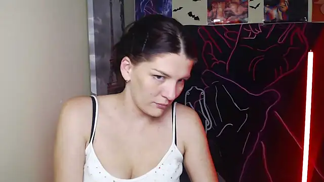 VanessaRey_'s cam snapshot