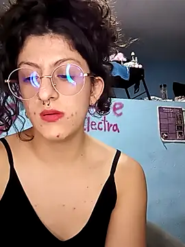 LoveElectra live sex cam