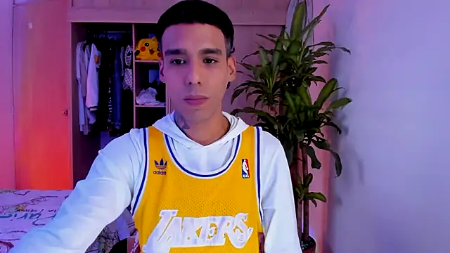 Damianwhite live sex cam