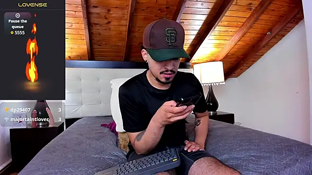 Sebastian_Berne's cam snapshot