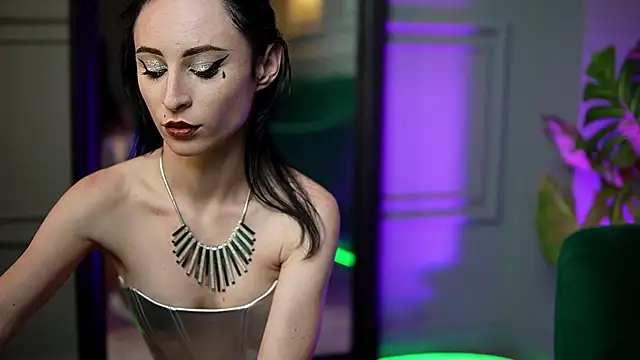 SaraiAngel's cam snapshot