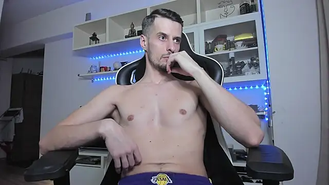 ToddClaytonn live sex cam