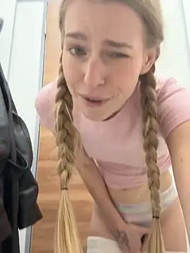 kira_mia's cam snapshot