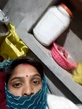 Priyanka_thakurr's cam snapshot