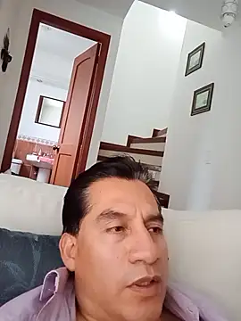 ChrisFloresP's cam snapshot