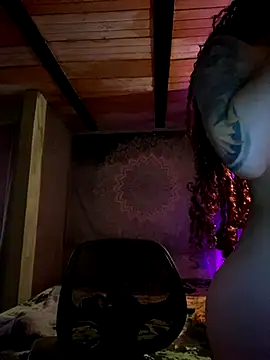 Luna____dance's cam snapshot