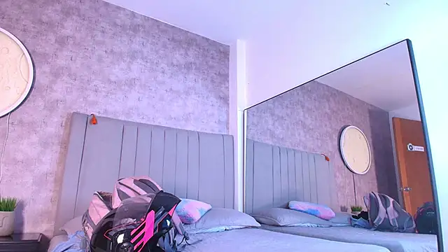 karla-ruiz's cam snapshot