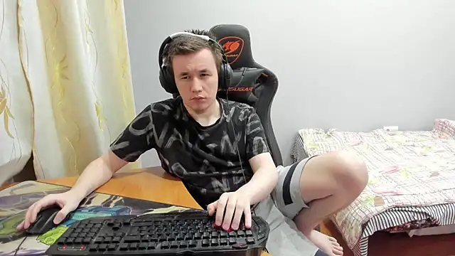 iliaskrislove live sex cam