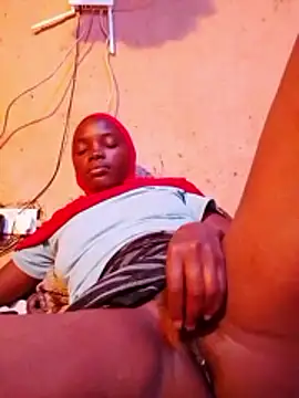 cute_naimah's cam snapshot