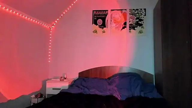 tinyglow's cam snapshot