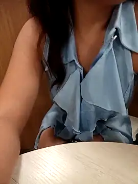 Julieth_hot-69's cam snapshot