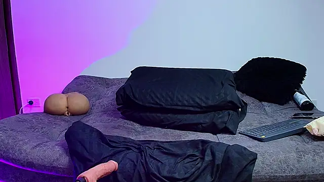 BrayaanFit's cam snapshot