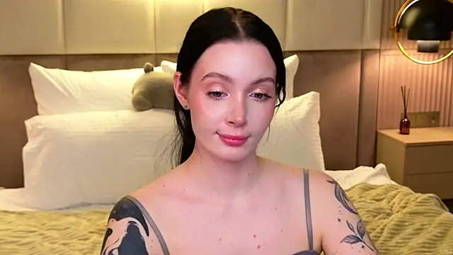 Goldy_Stark's cam snapshot