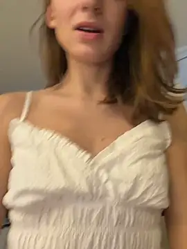 -AngelAri-'s cam snapshot