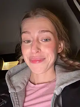 kira_mia's cam snapshot