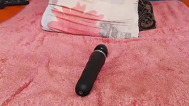 DarkNipple_'s cam snapshot