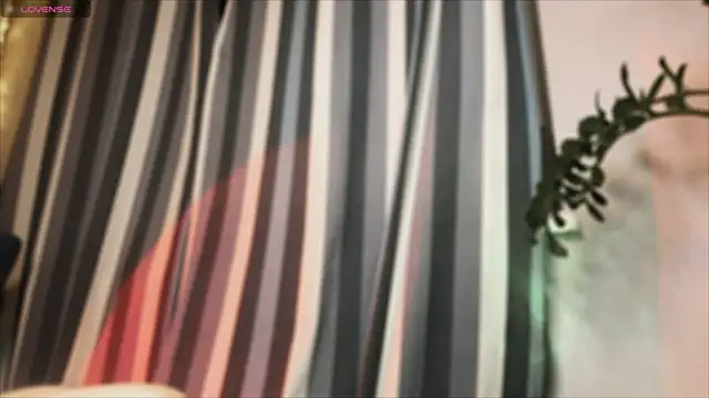 aviva_faith's cam snapshot