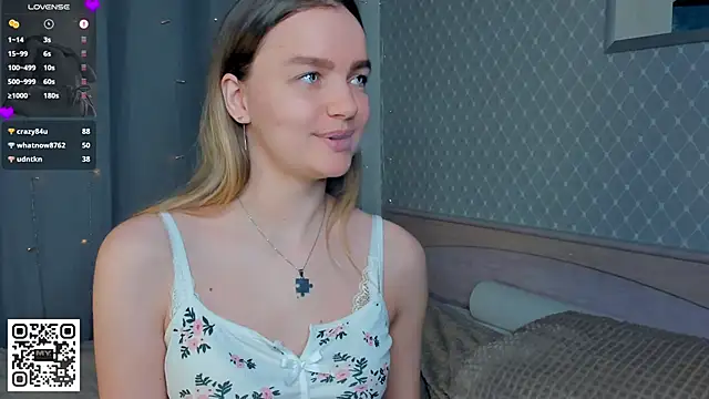 KerenFurguson's cam snapshot