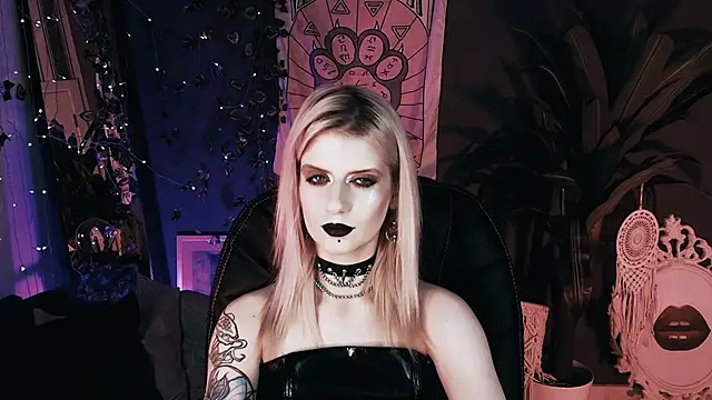 Noah_ElmerX's cam snapshot