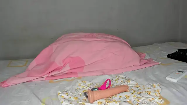 Jade_Dorthini live sex cam