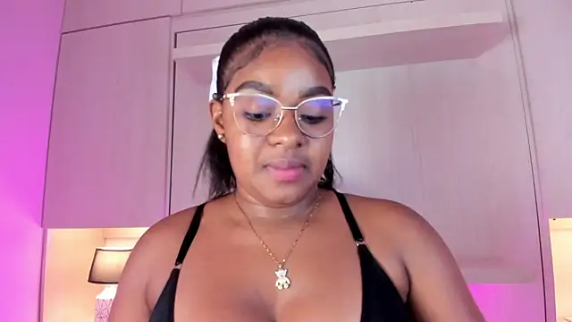 tamaraa_smiith's cam snapshot