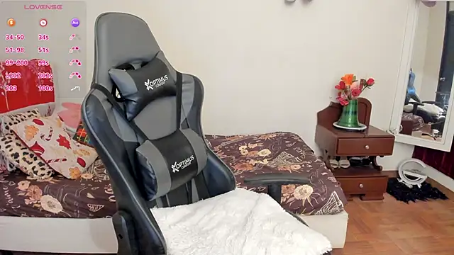 esmeralda_milf's cam snapshot