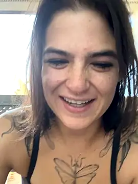 SafeinouterSpace's cam snapshot