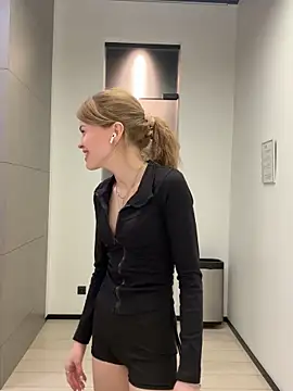 SMELLSEX's cam snapshot