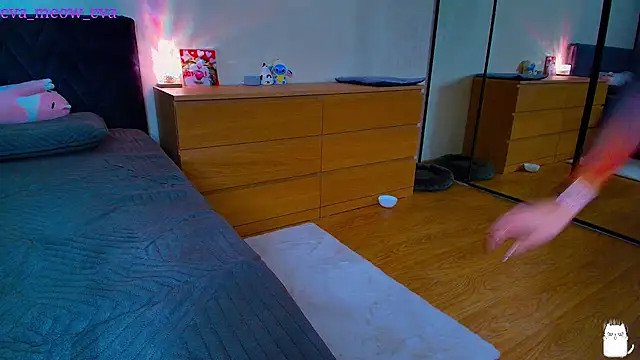Meow_Eva_Meow live sex cam