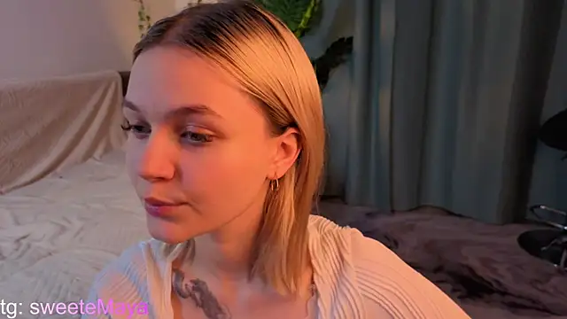 KelleDomin's cam snapshot