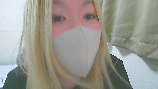 Remi_official's cam snapshot