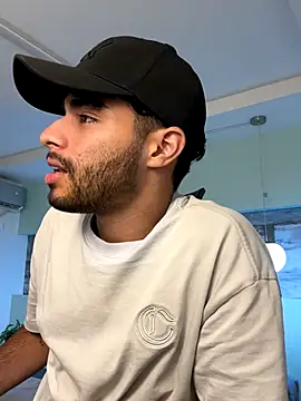 RaphaelDufort live sex cam