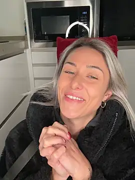 petrouchkaaa_ live sex cam